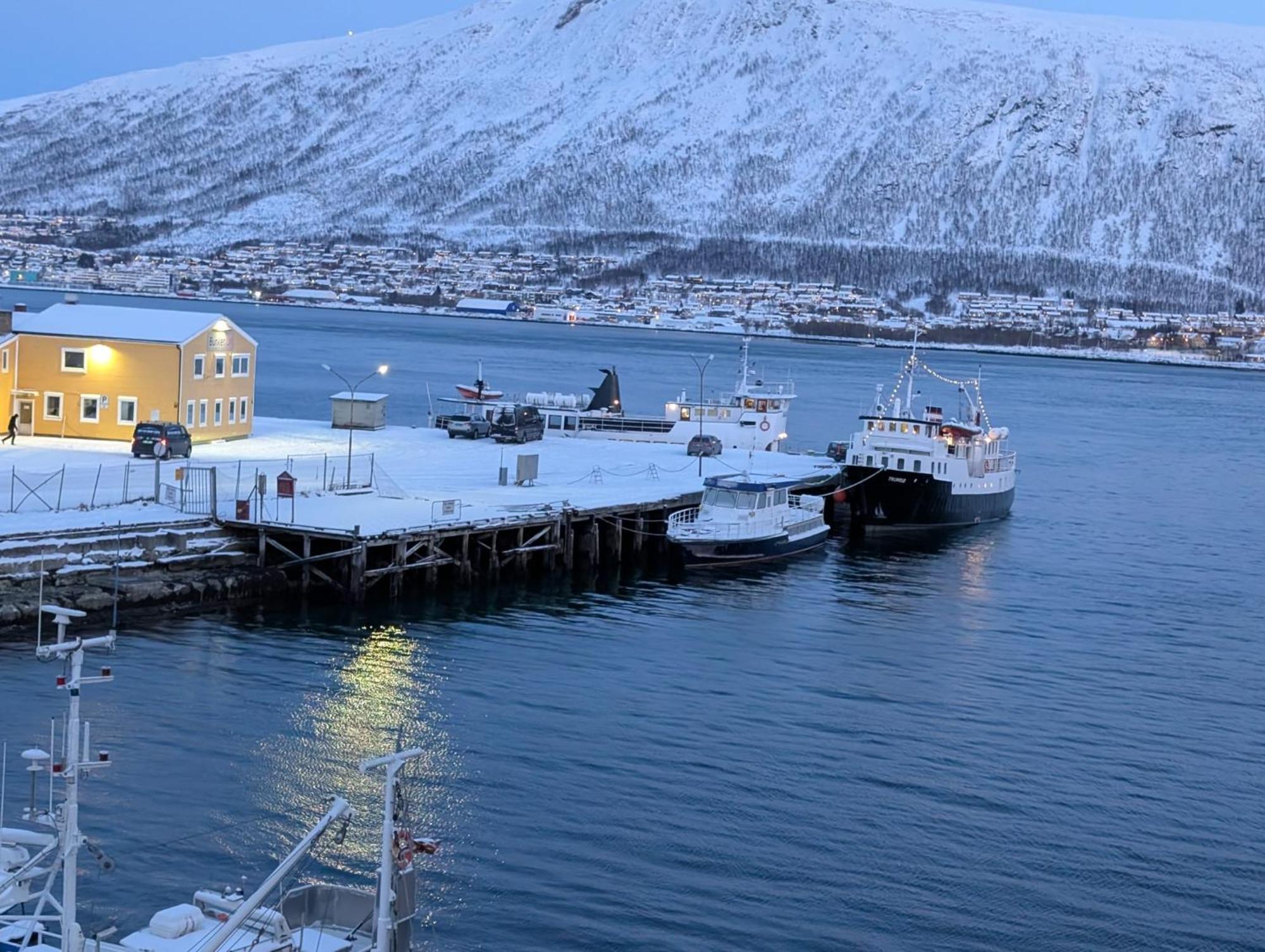 Norwegian Fjord Explorer Line Tromso Exterior photo